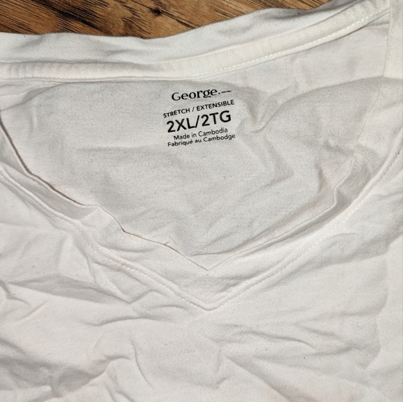 Black and White T-shirts bundle - Picture 11 of 11